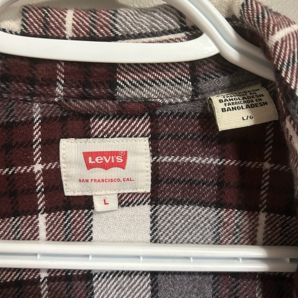 Levi’s Flannel Jacket - Picture 4 of 4